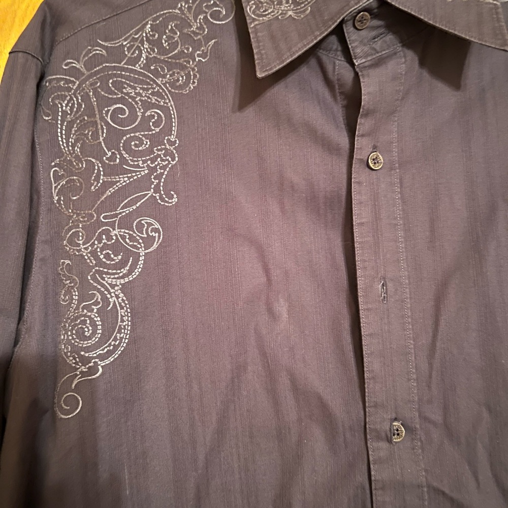 2 XL 7 Diamonds Long Sleeve Shirts